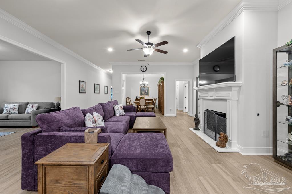 3076 Mountain Laurel Tr