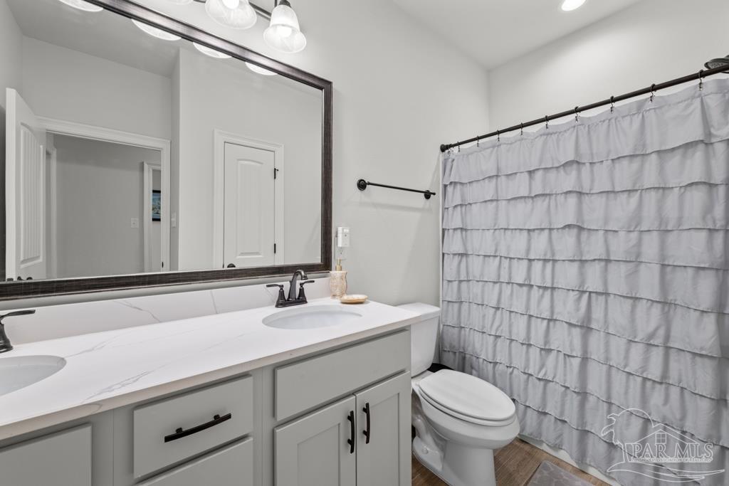 3076 Mountain Laurel Tr