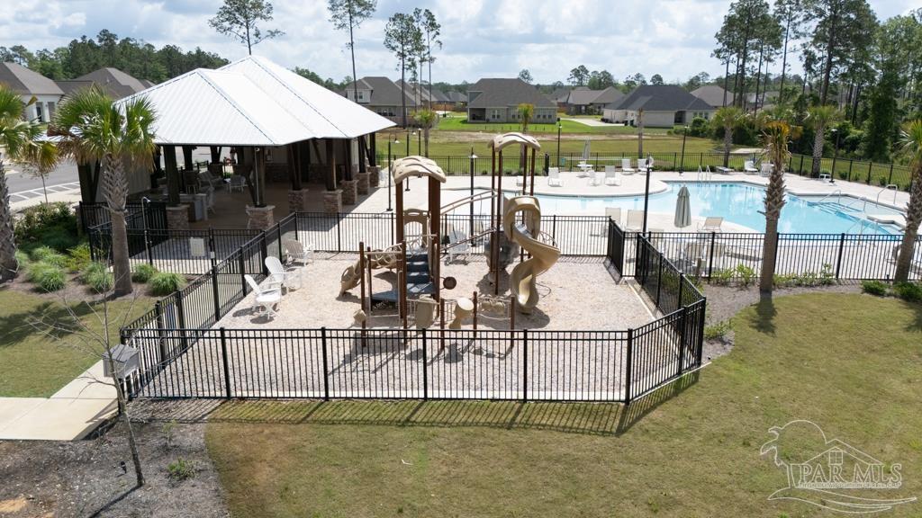 3076 Mountain Laurel Tr