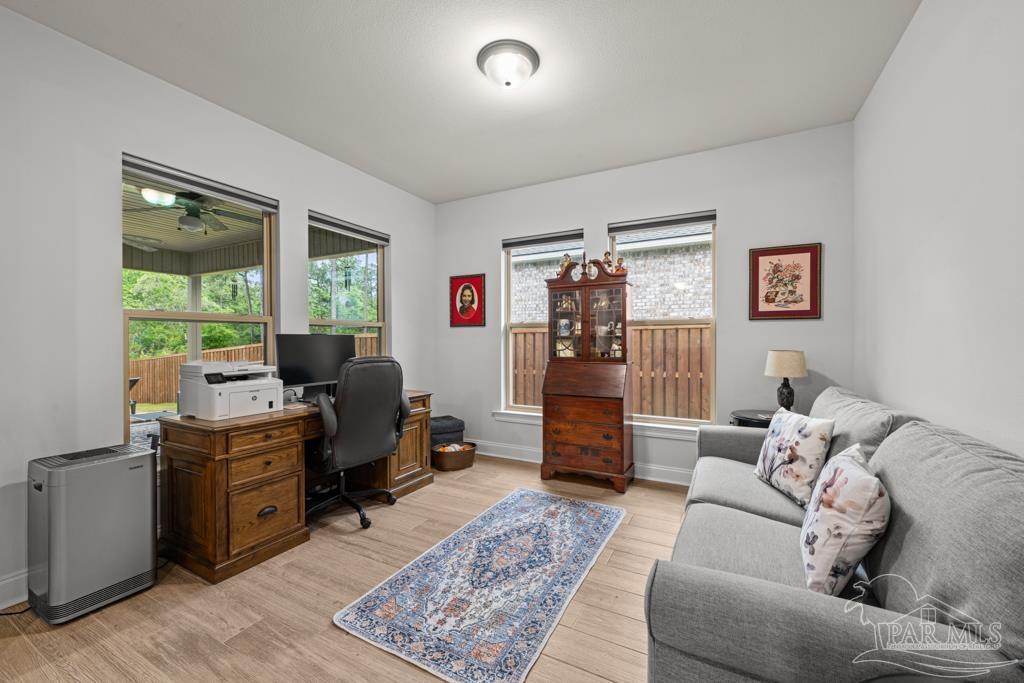 3076 Mountain Laurel Tr