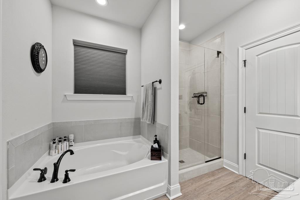 3076 Mountain Laurel Tr