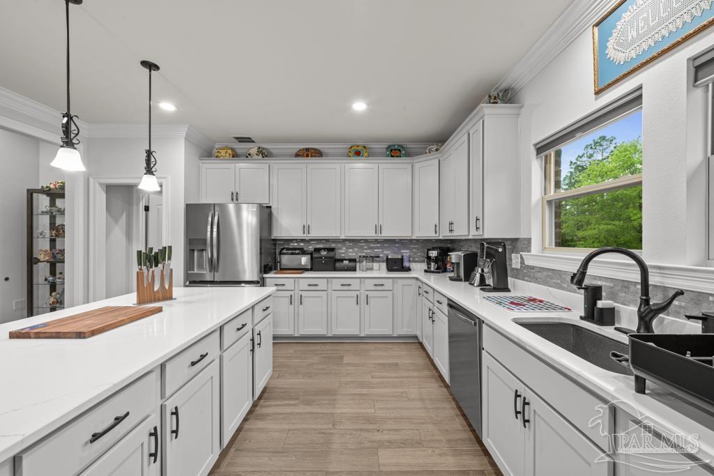 3076 Mountain Laurel Tr