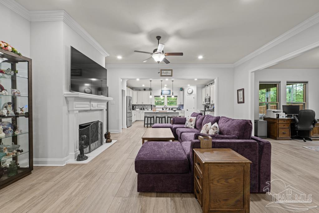 3076 Mountain Laurel Tr