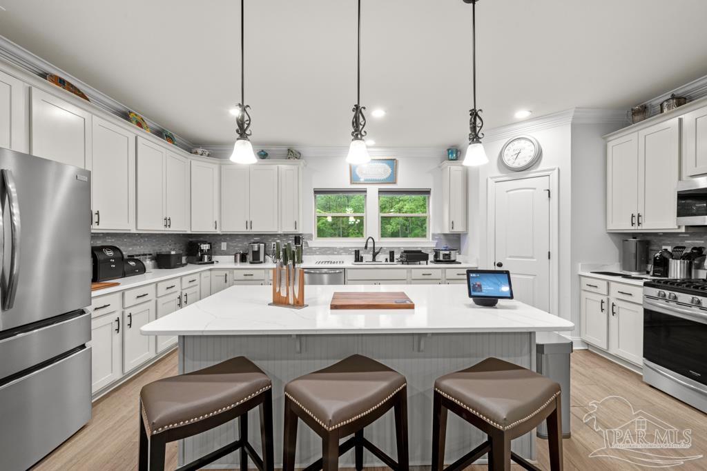 3076 Mountain Laurel Tr