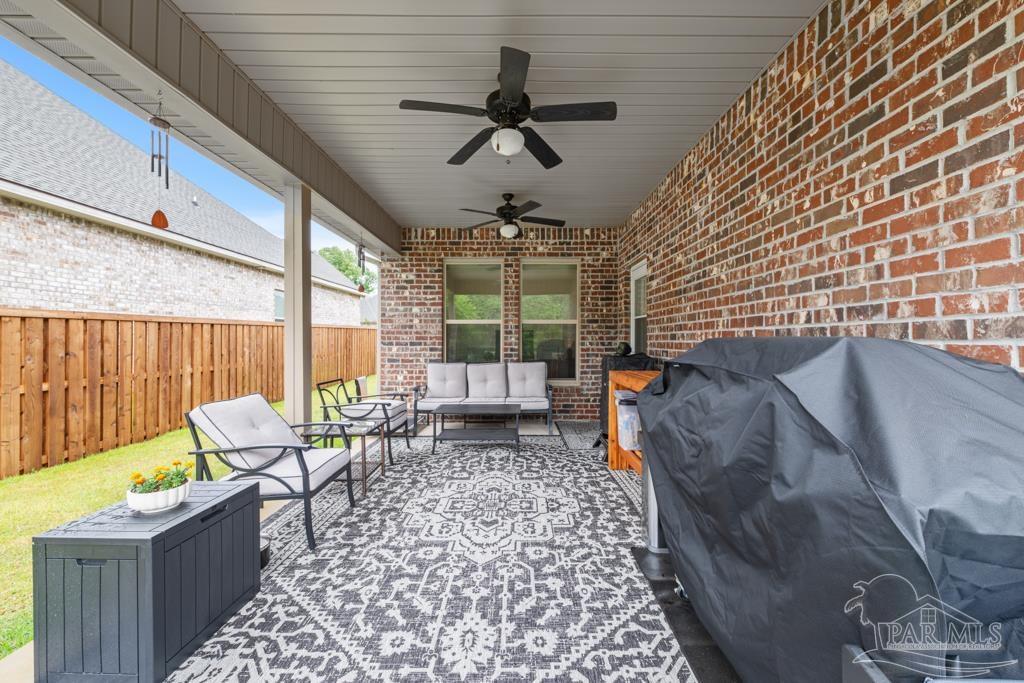 3076 Mountain Laurel Tr