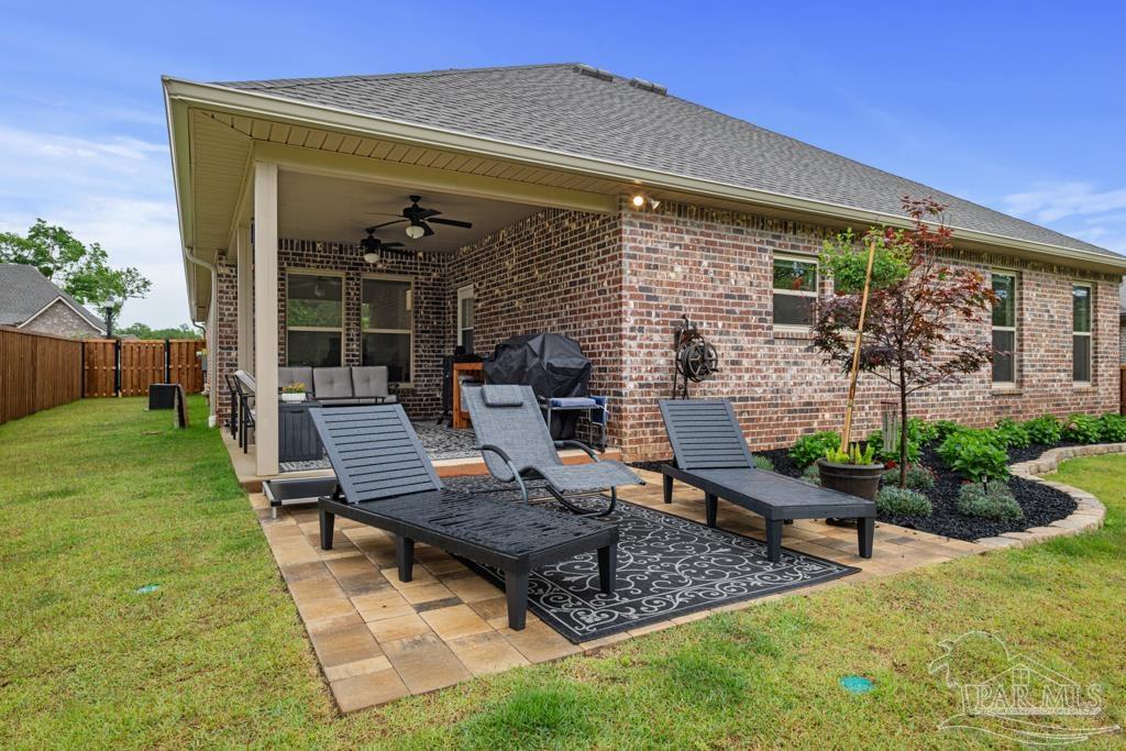 3076 Mountain Laurel Tr