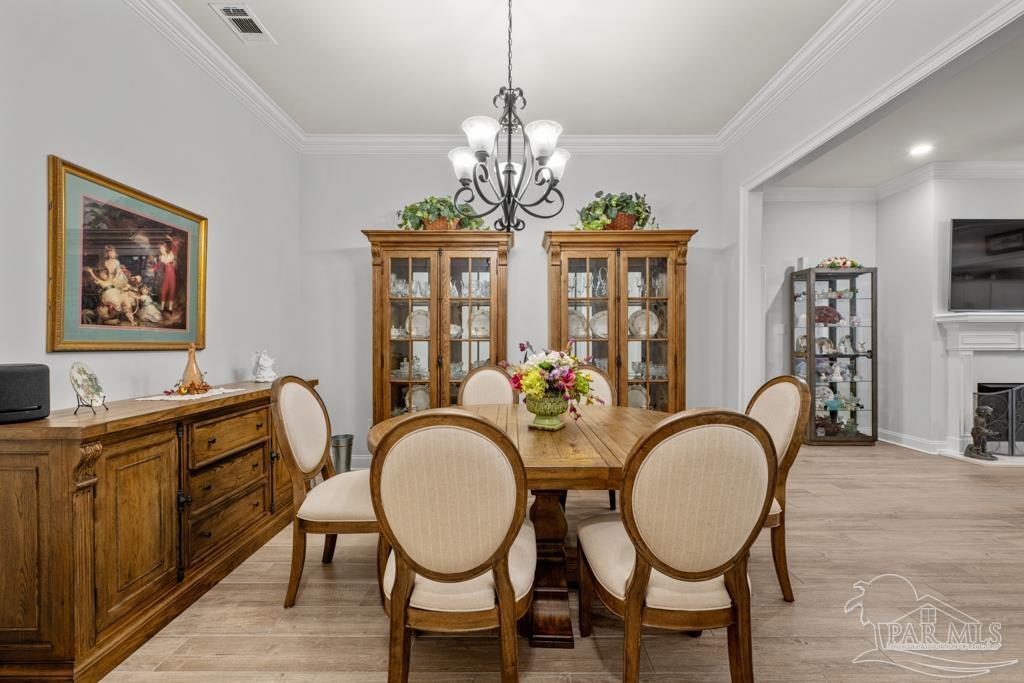 3076 Mountain Laurel Tr