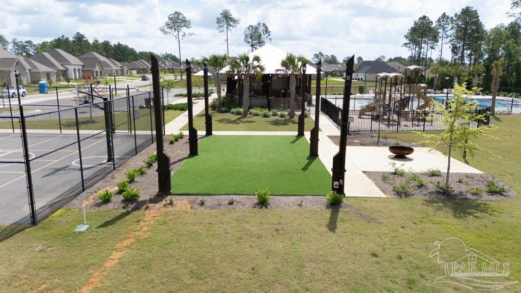 3076 Mountain Laurel Tr