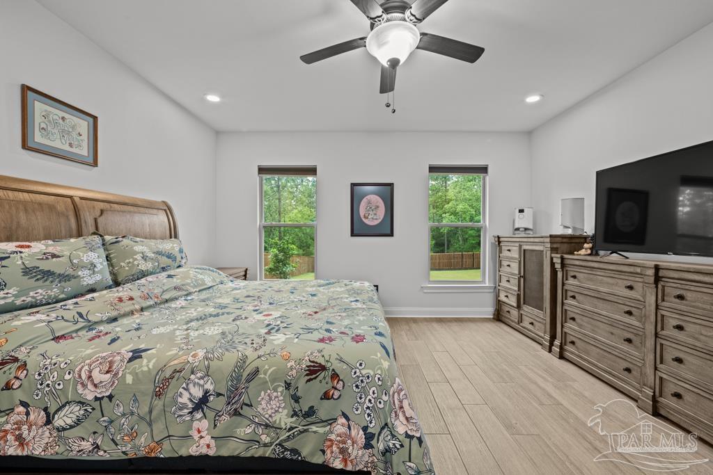 3076 Mountain Laurel Tr