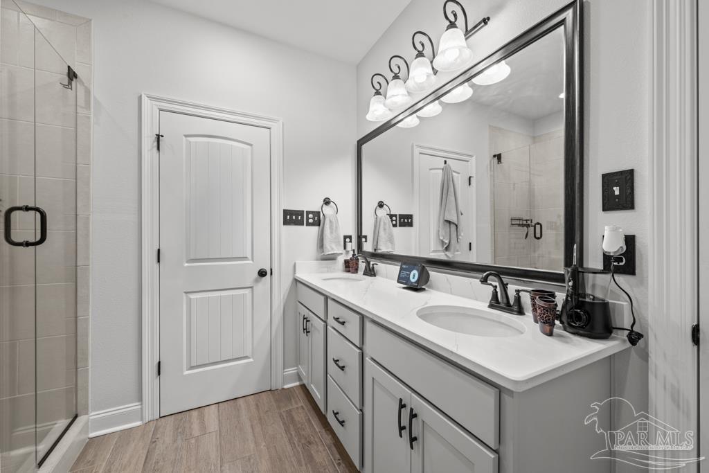 3076 Mountain Laurel Tr
