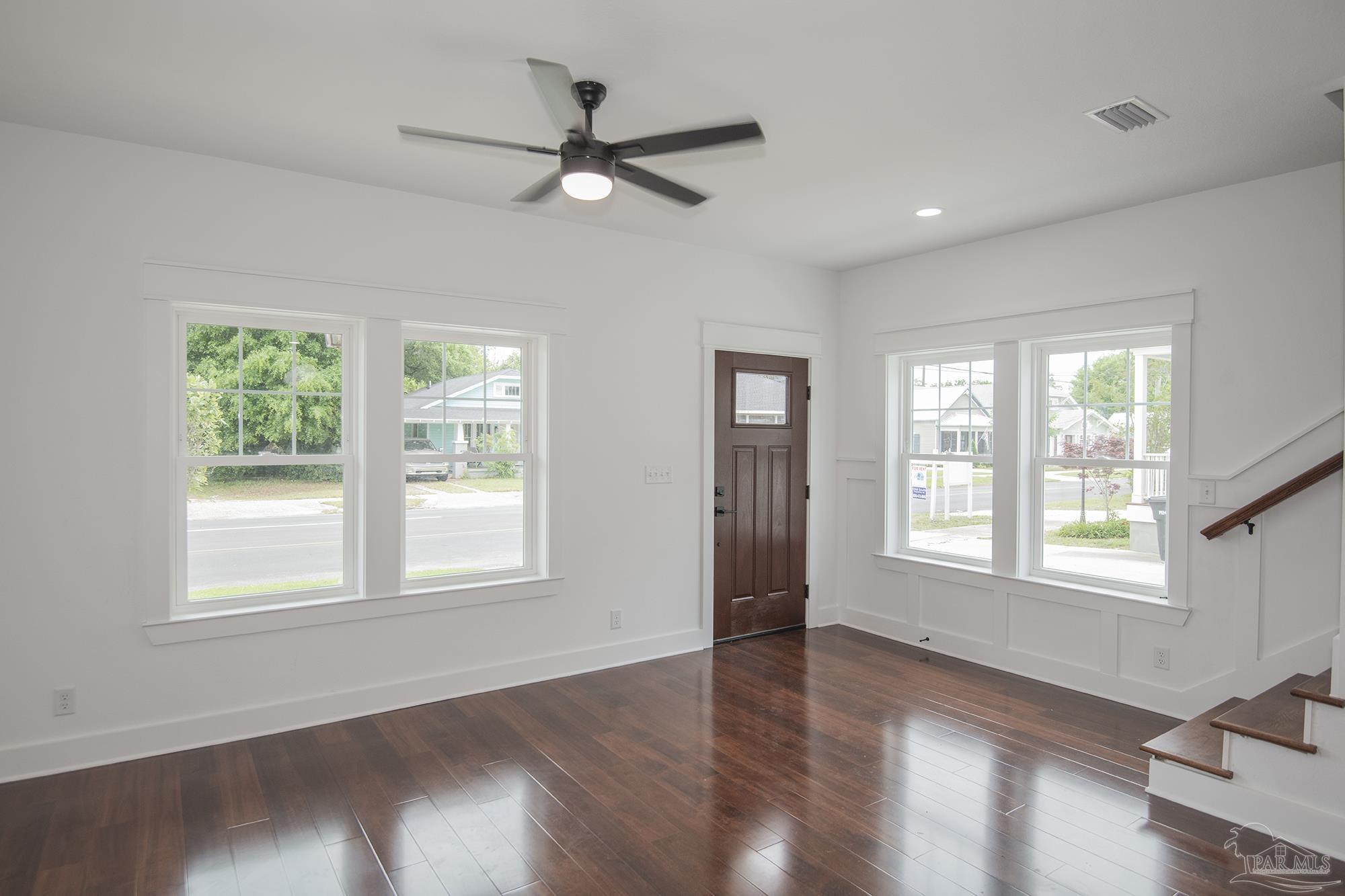 502 W Gregory St