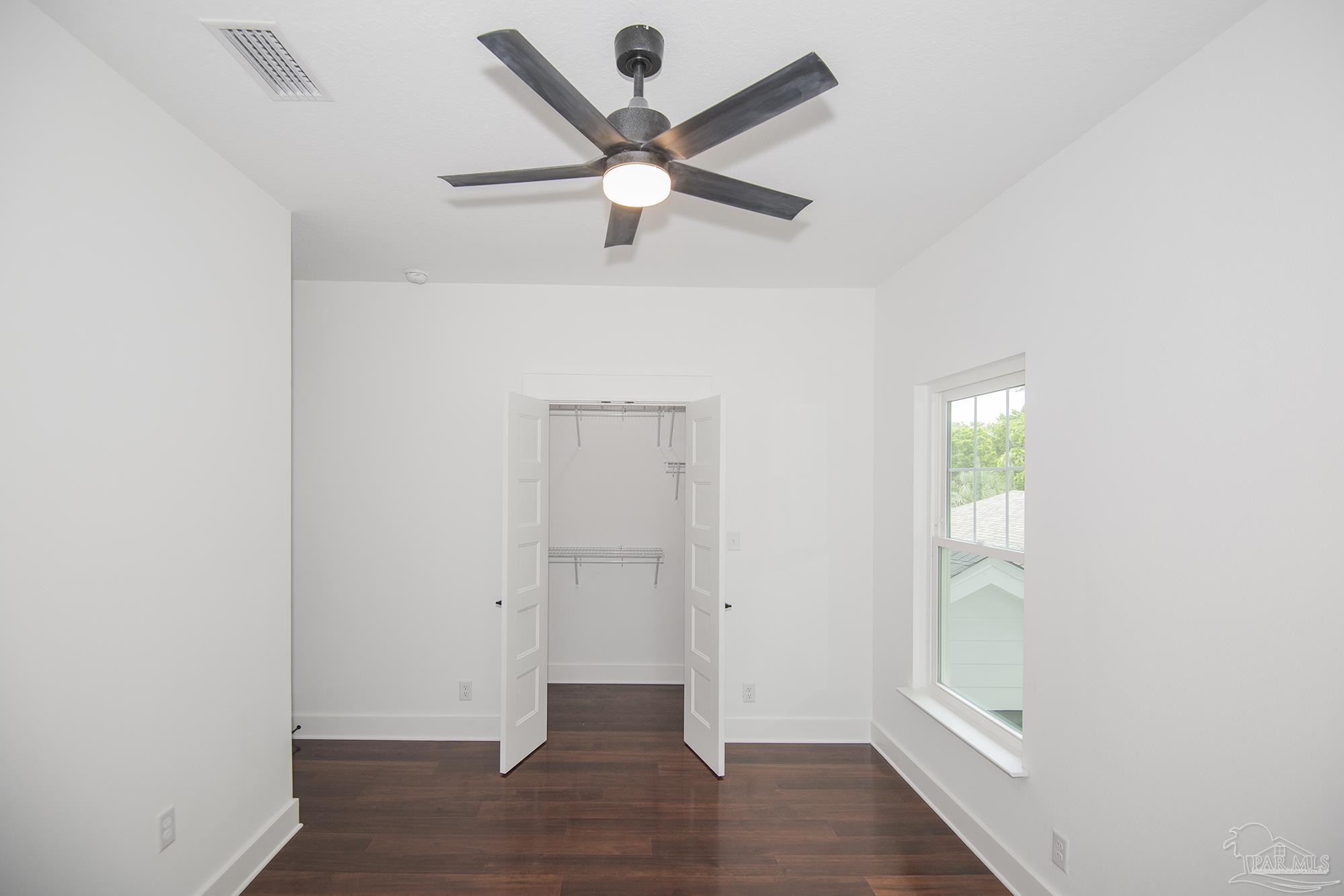 502 W Gregory St