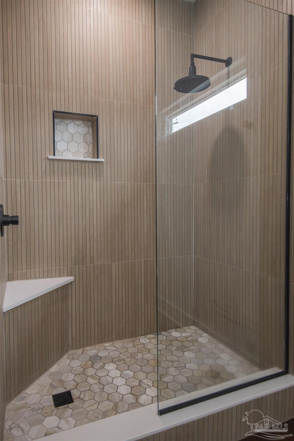 502 W Gregory St