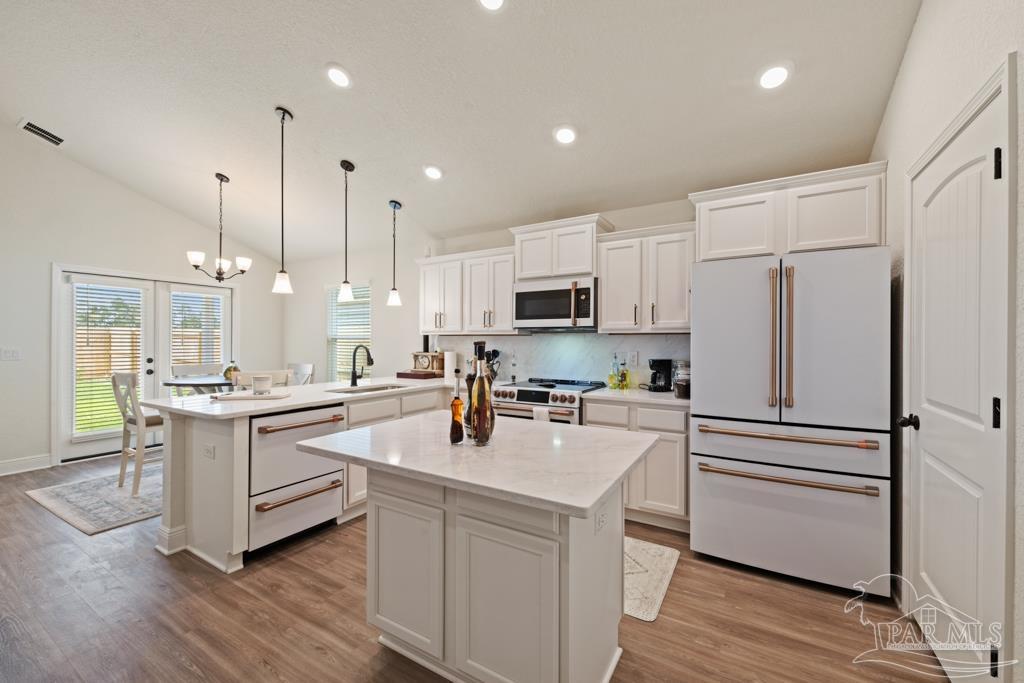 2482 Privet Berry Dr