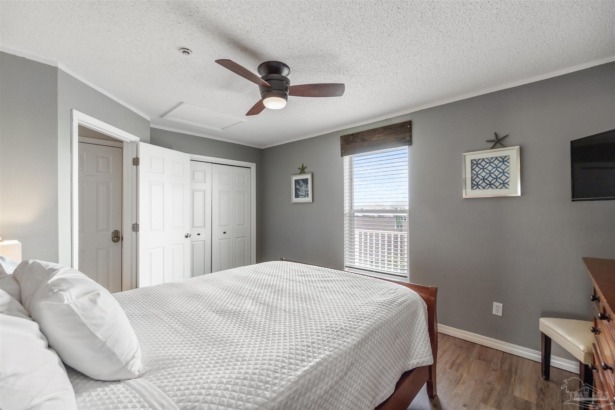 8436 Gulf Blvd # 633