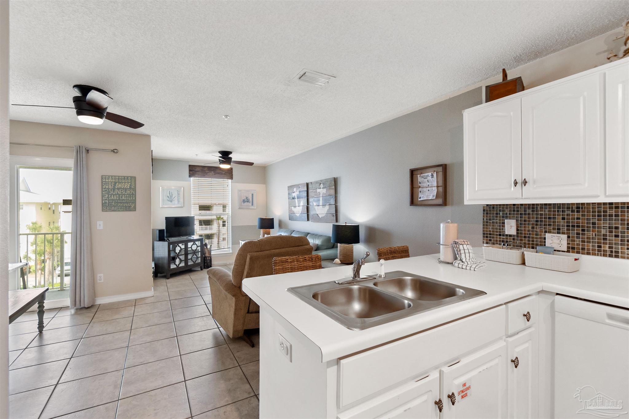 8436 Gulf Blvd # 633