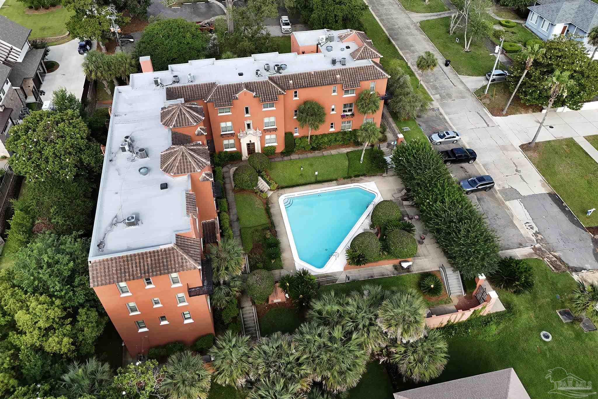 2007 E Gadsden St # 102