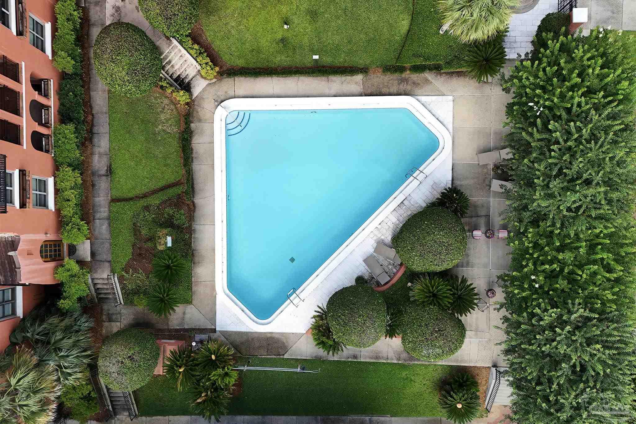 2007 E Gadsden St # 102