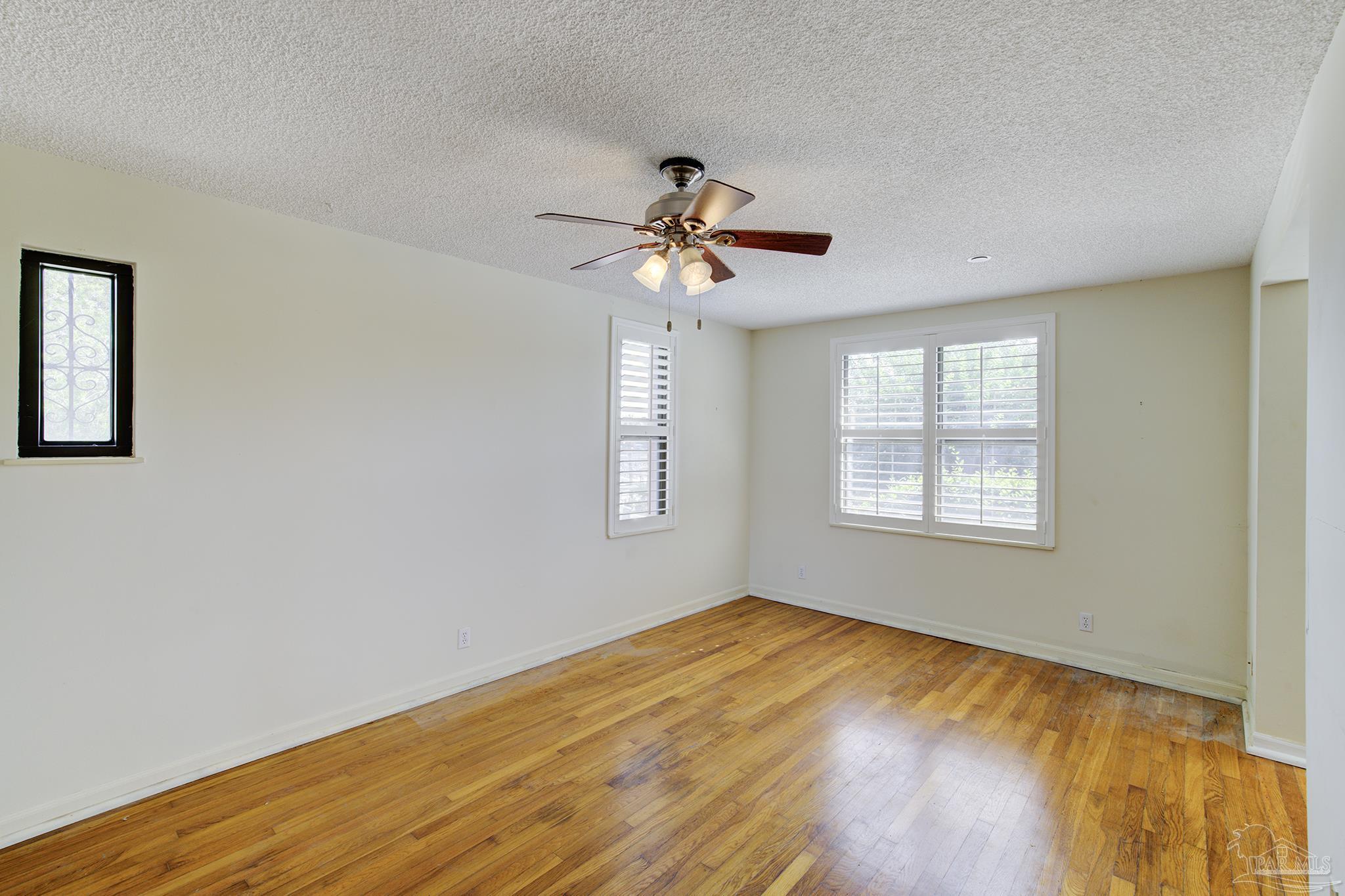 2007 E Gadsden St # 102