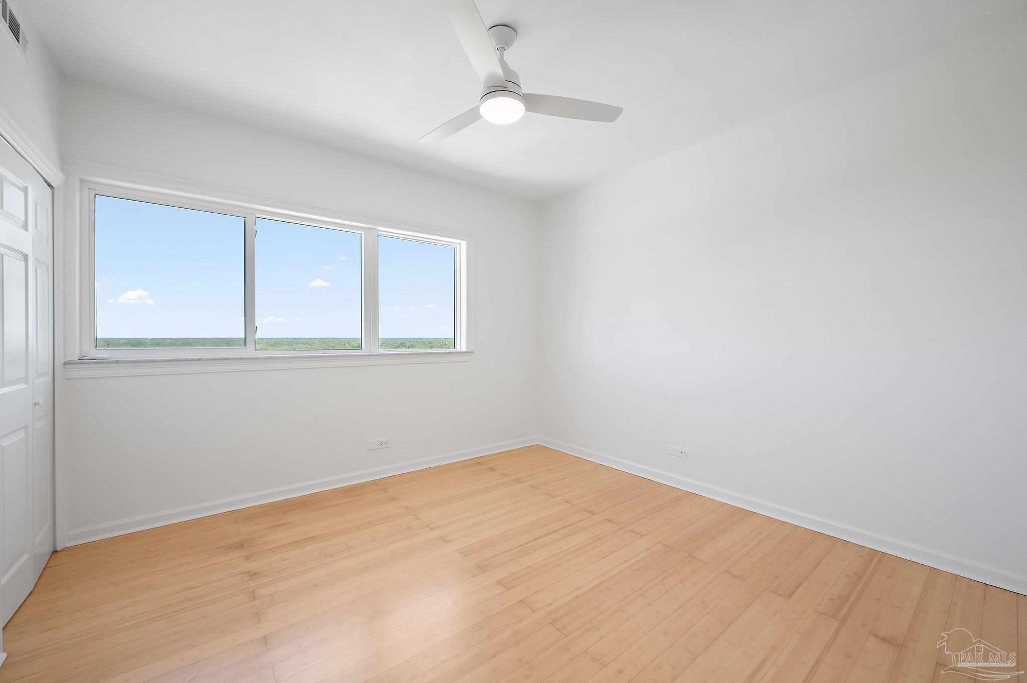 825 Bayshore Dr # 1206