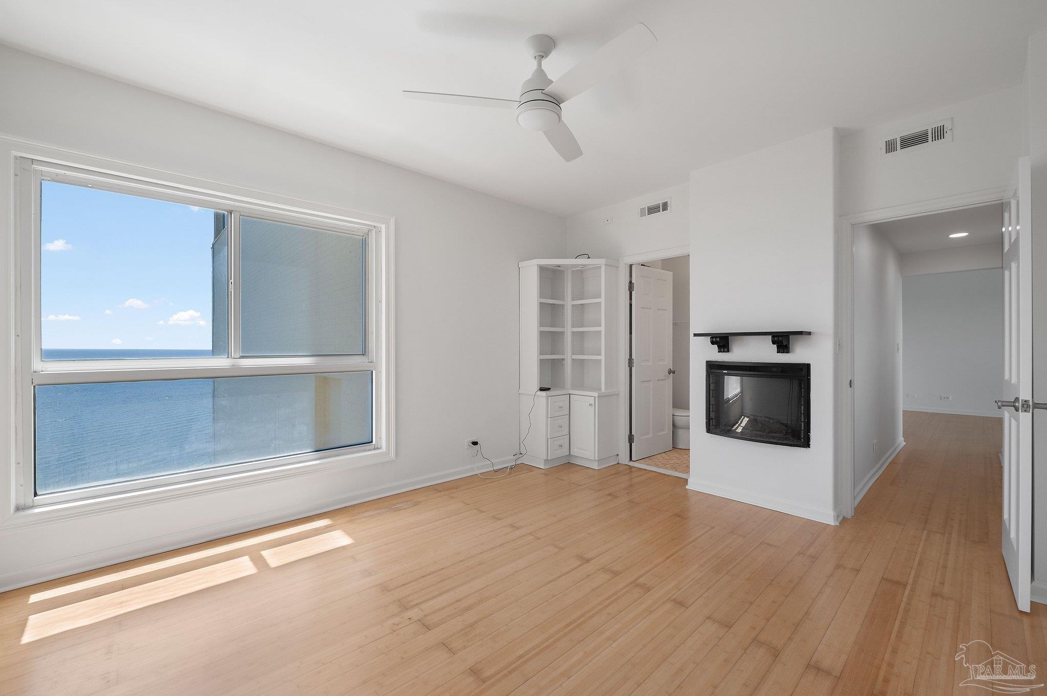 825 Bayshore Dr # 1206