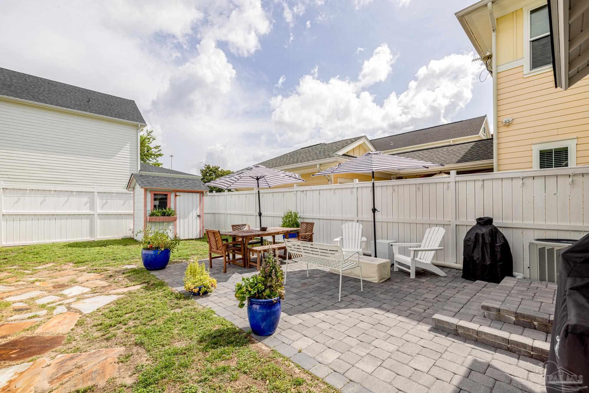 508 Santos St