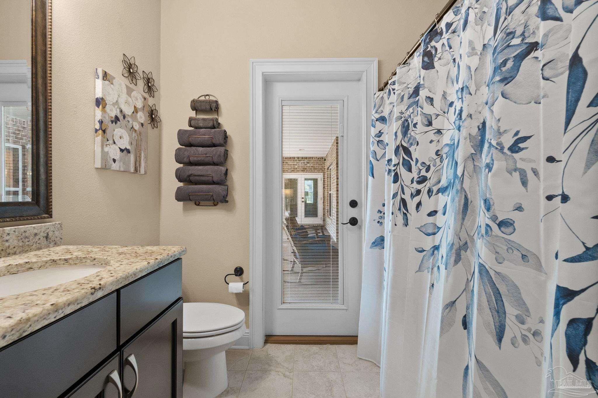 8757 Spider Lily Way