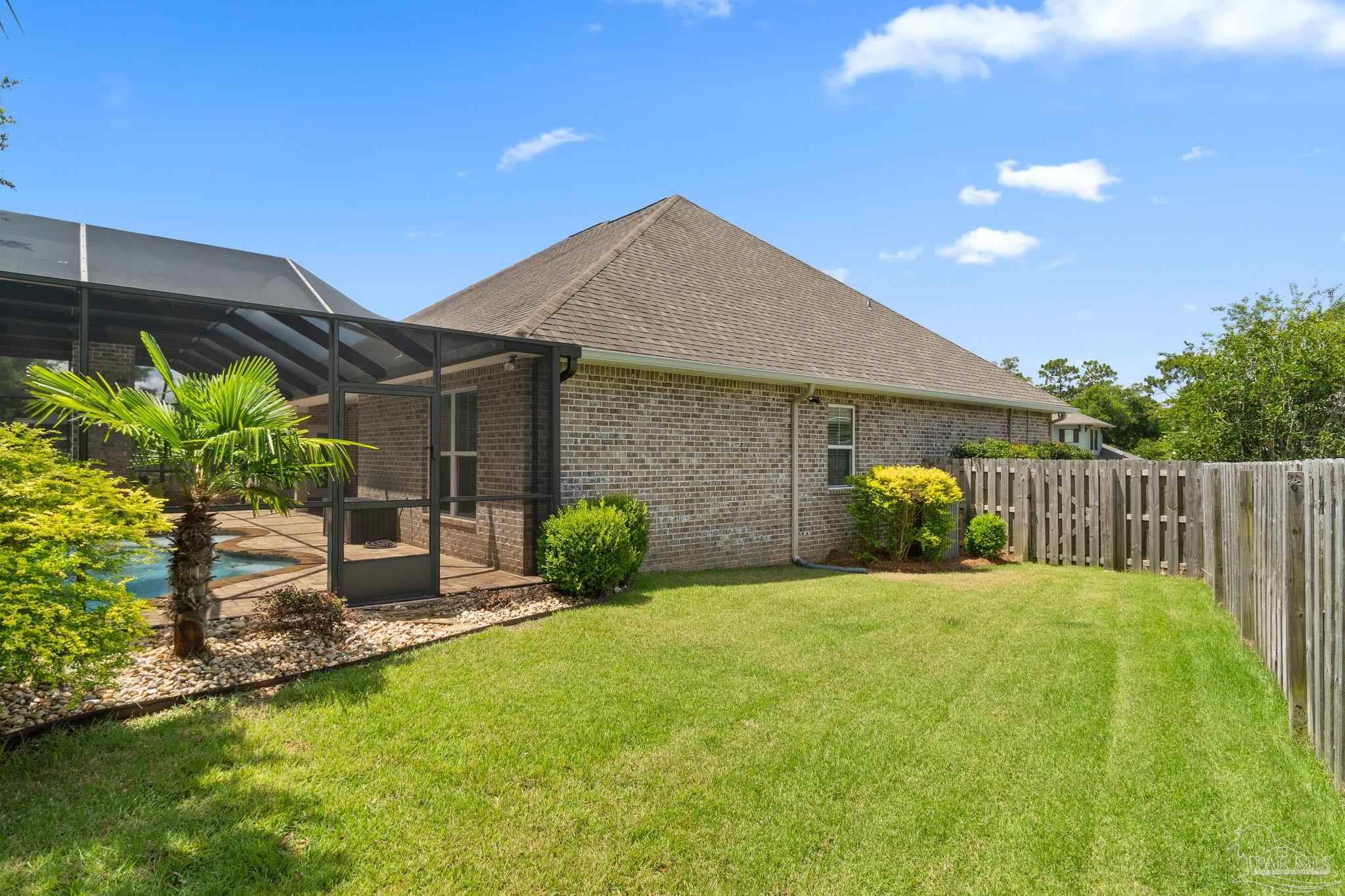 8757 Spider Lily Way