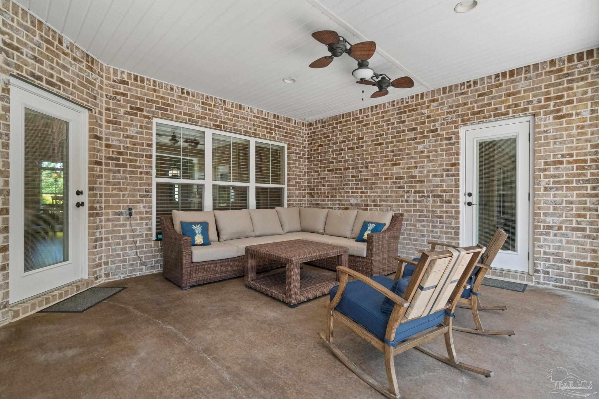 8757 Spider Lily Way