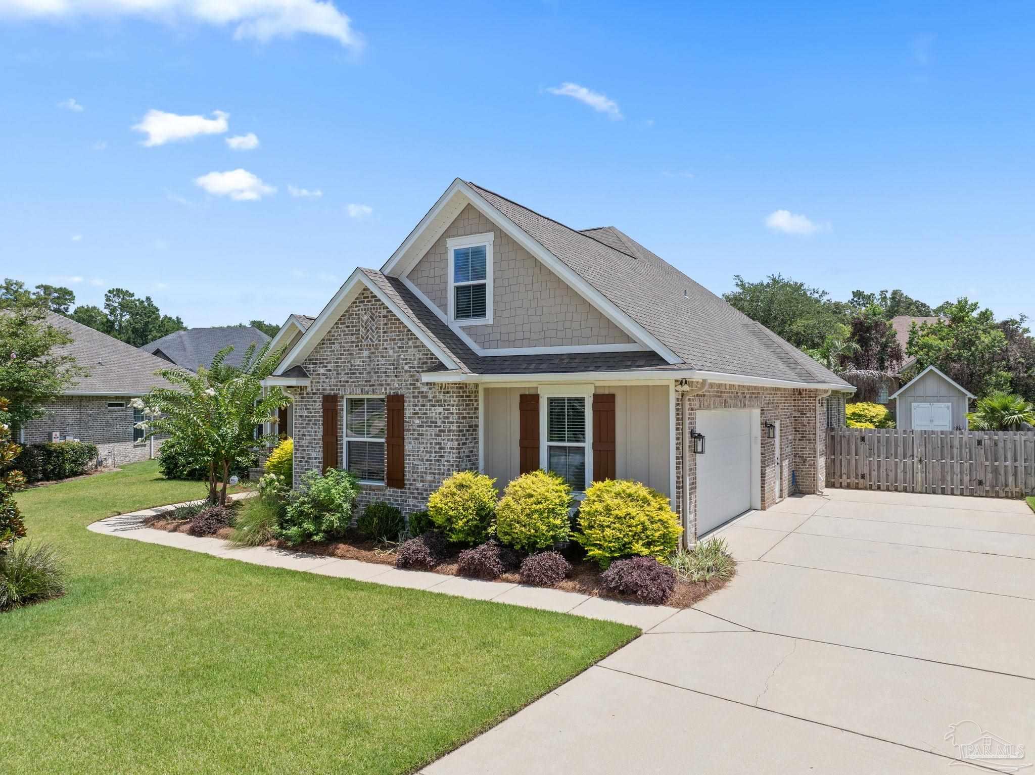 8757 Spider Lily Way