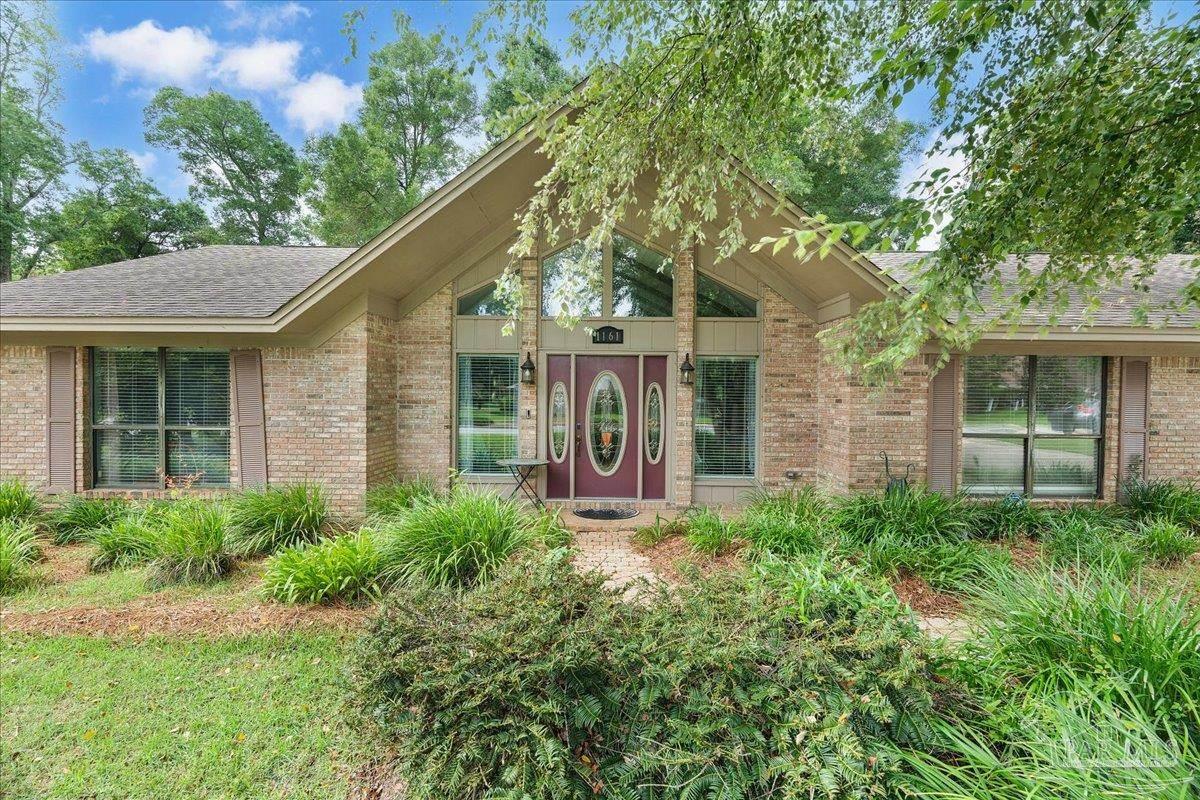 1161 Tamara Dr