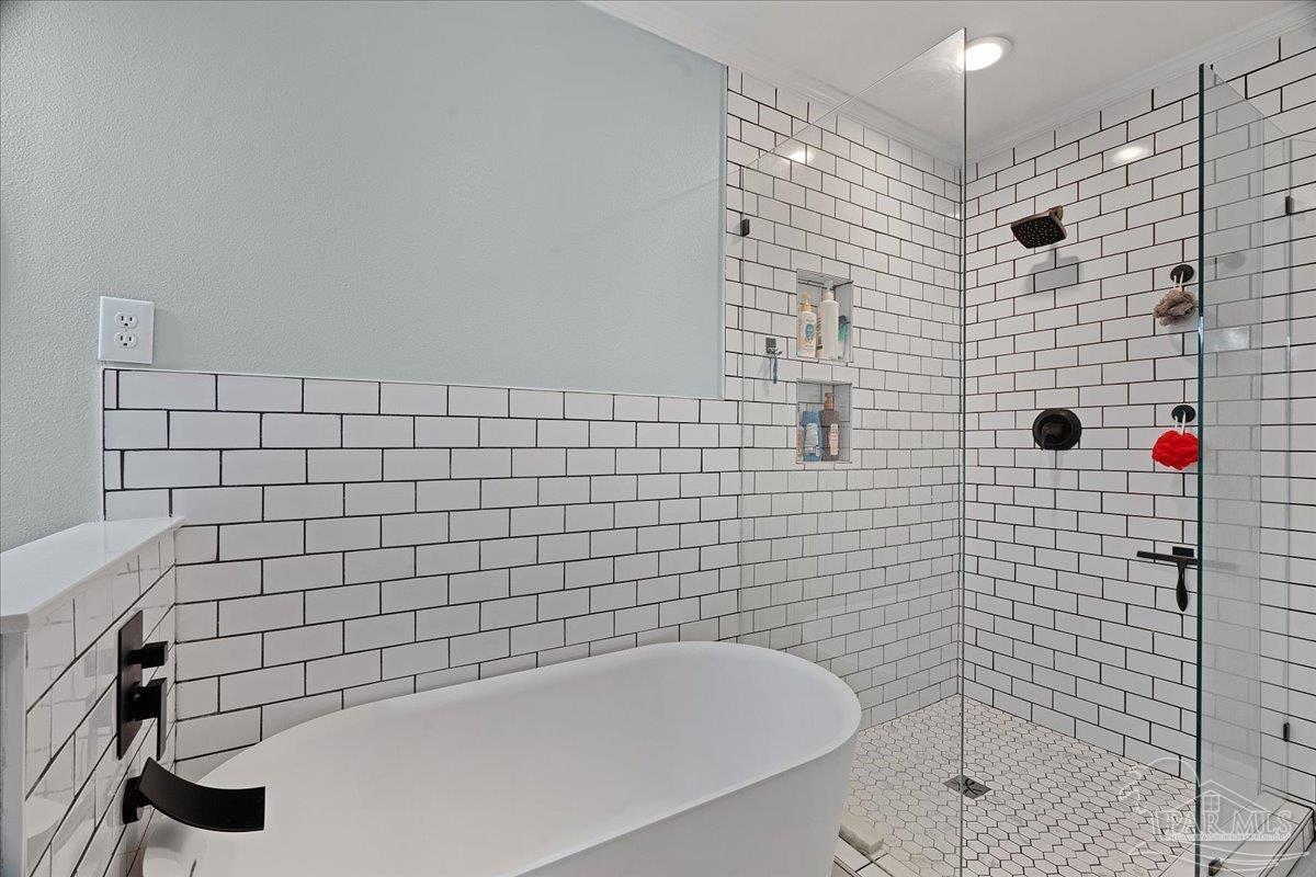 1161 Tamara Dr