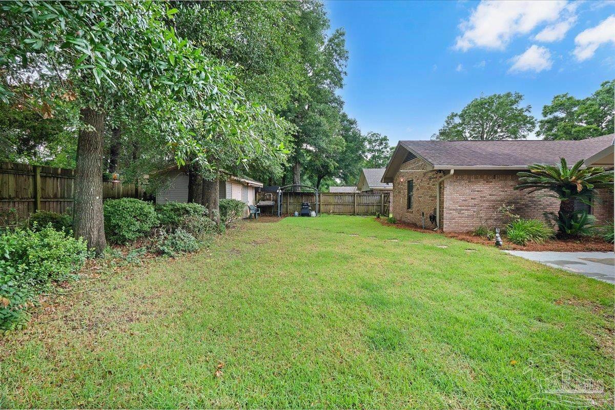 1161 Tamara Dr