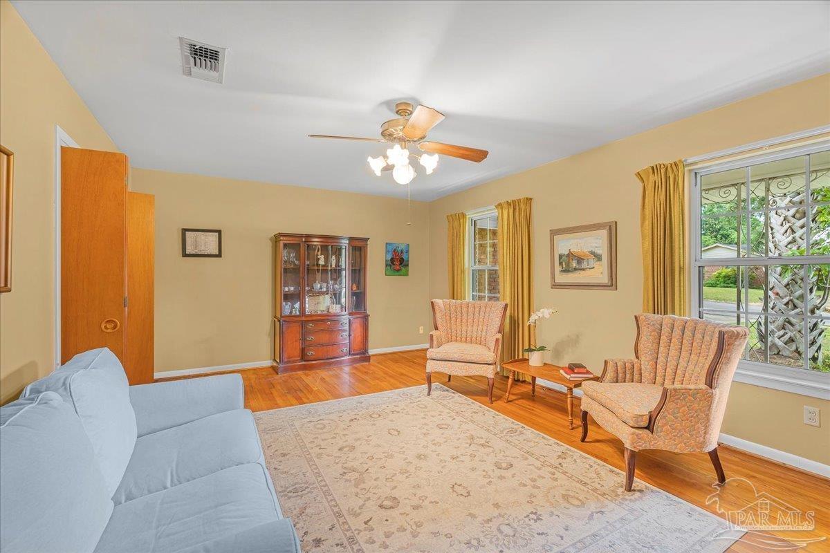 2021 Morningside Dr
