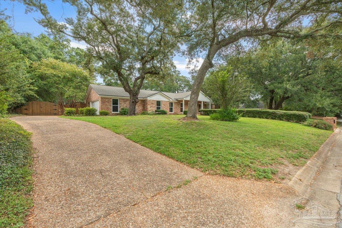 4660 Francisco Rd