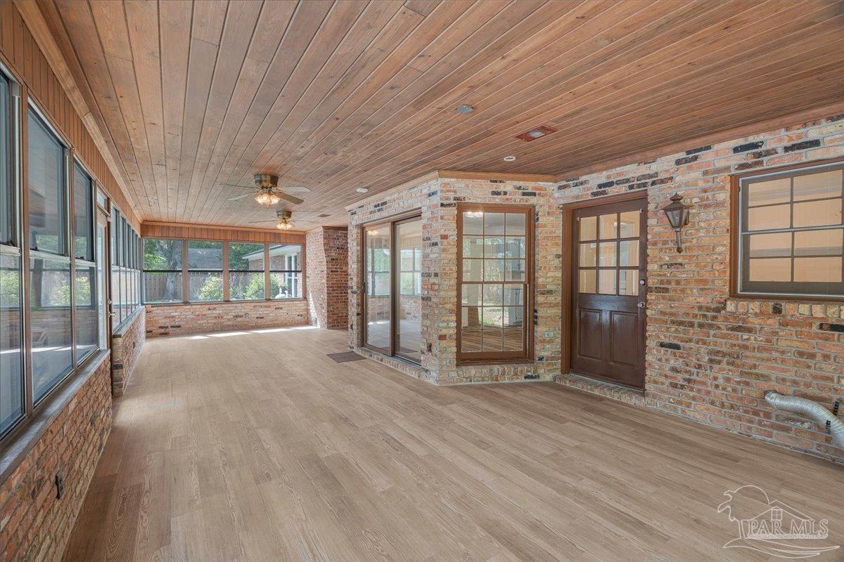 4660 Francisco Rd