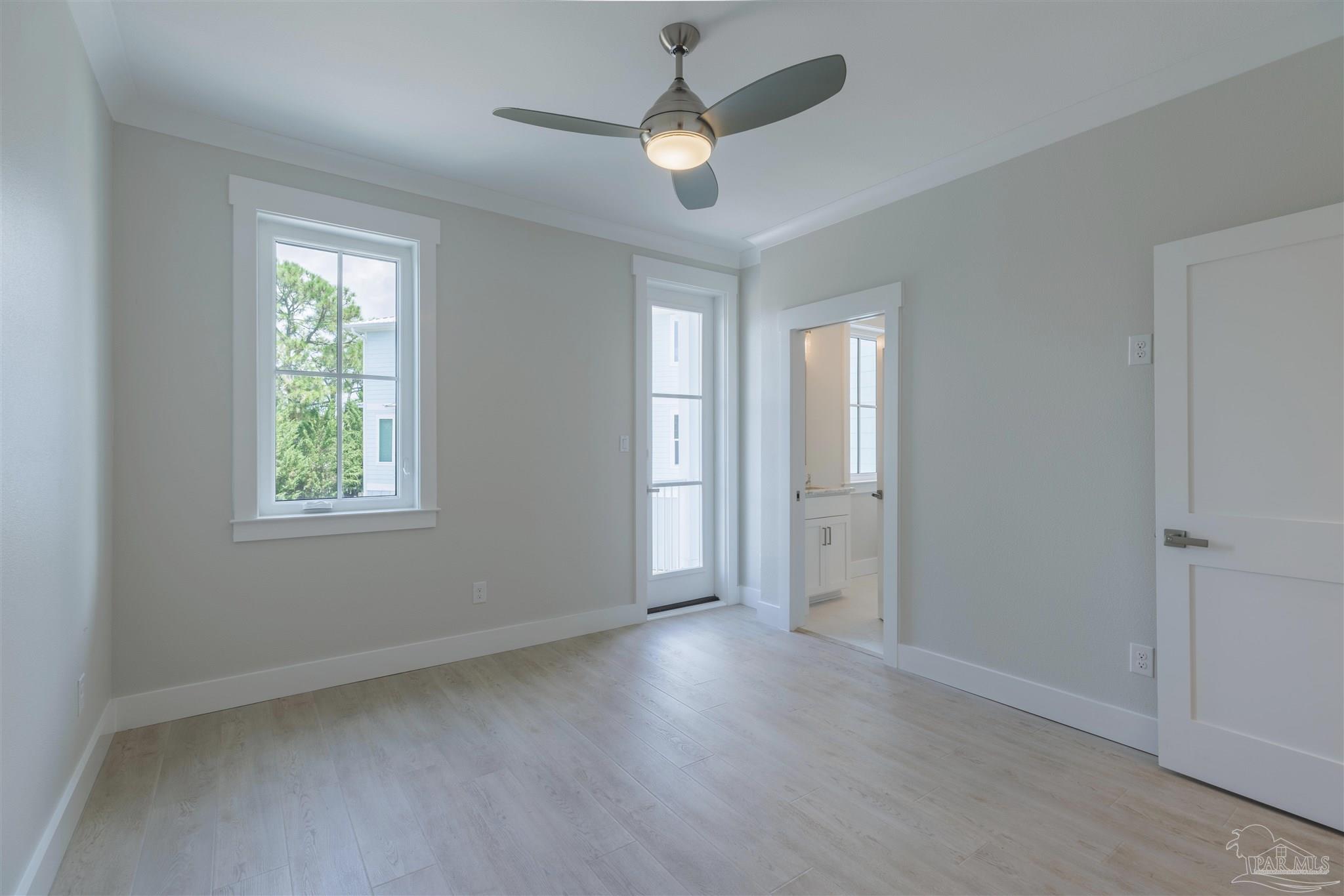 223 English Cove Ct