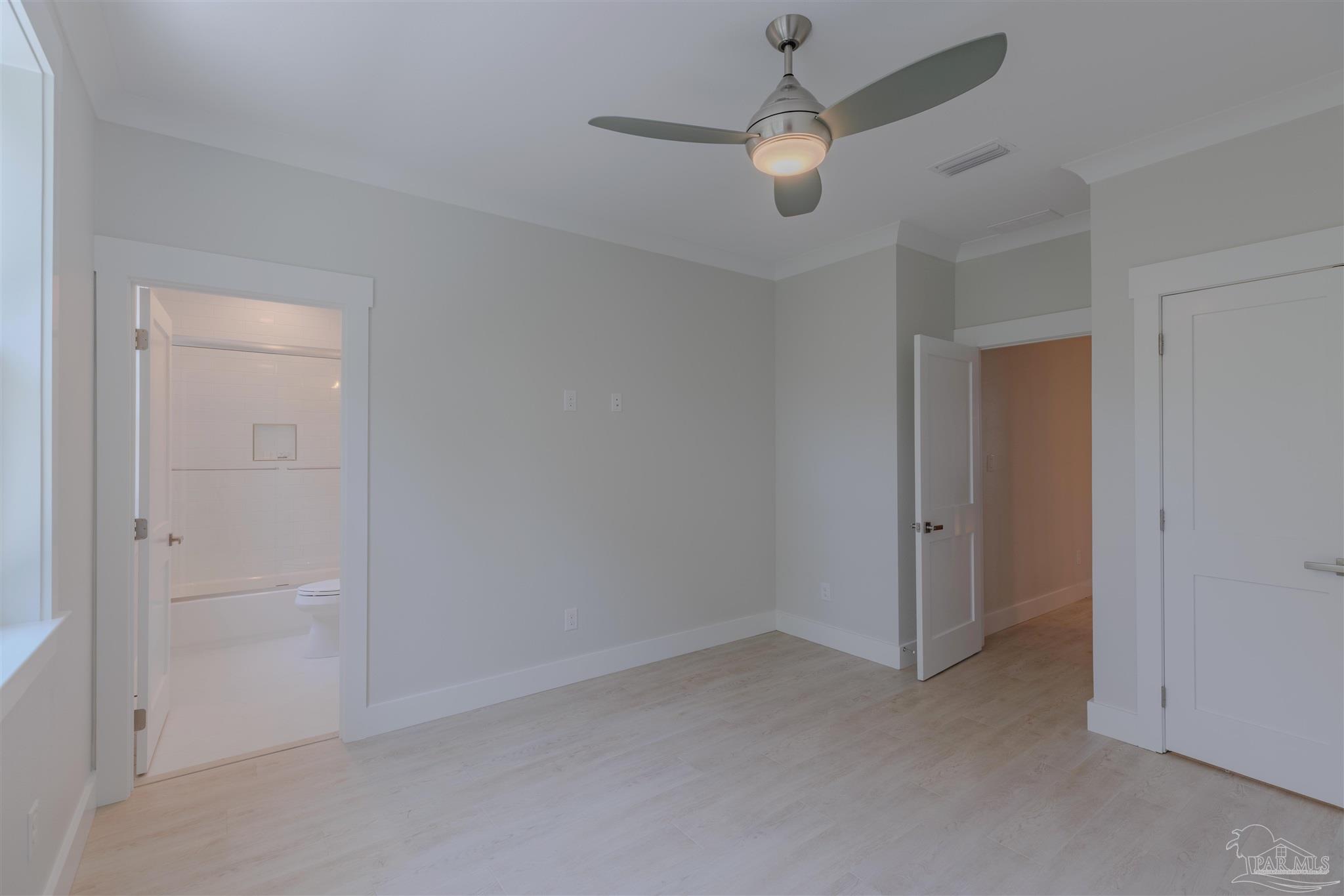 223 English Cove Ct