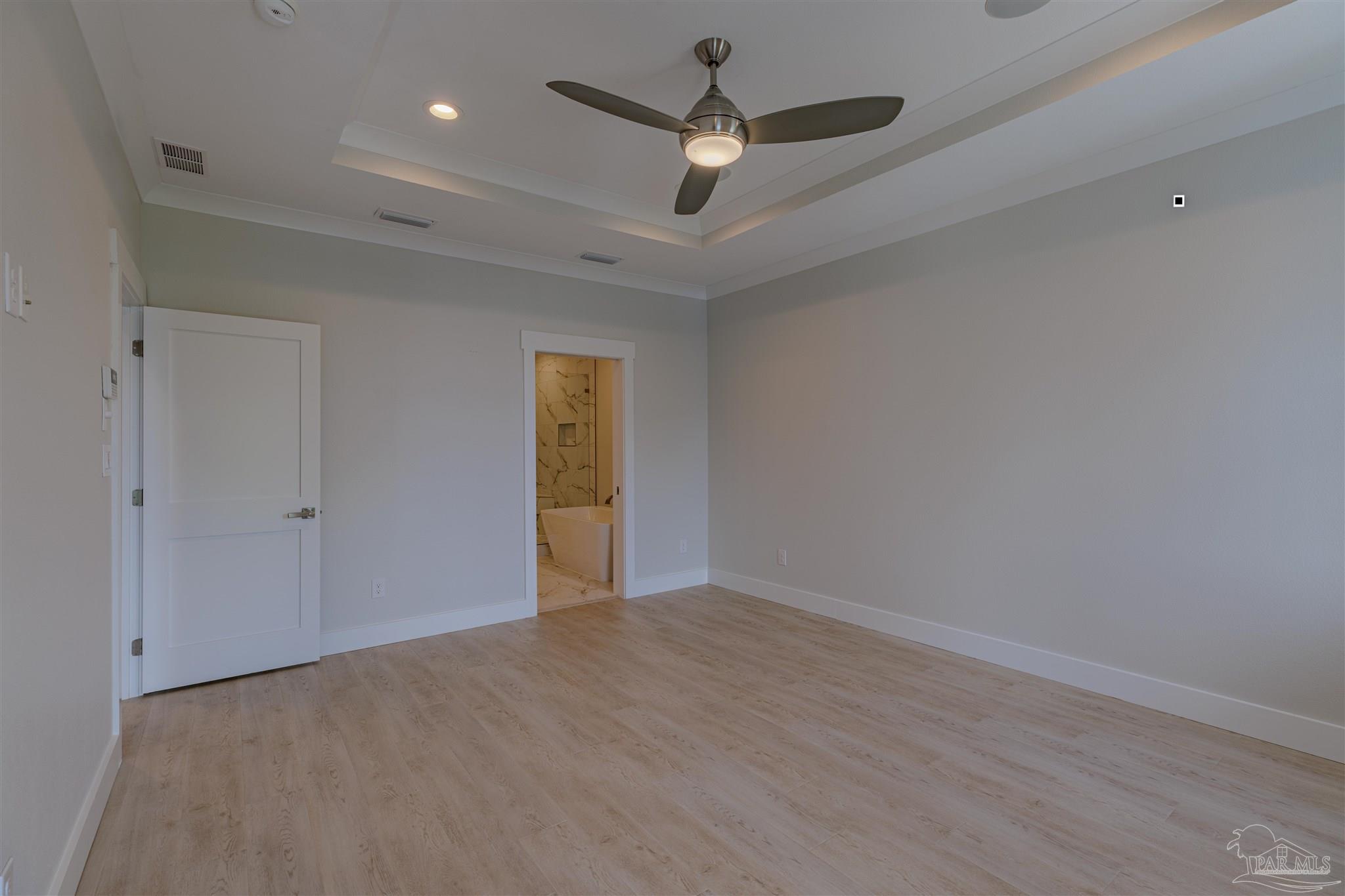 223 English Cove Ct