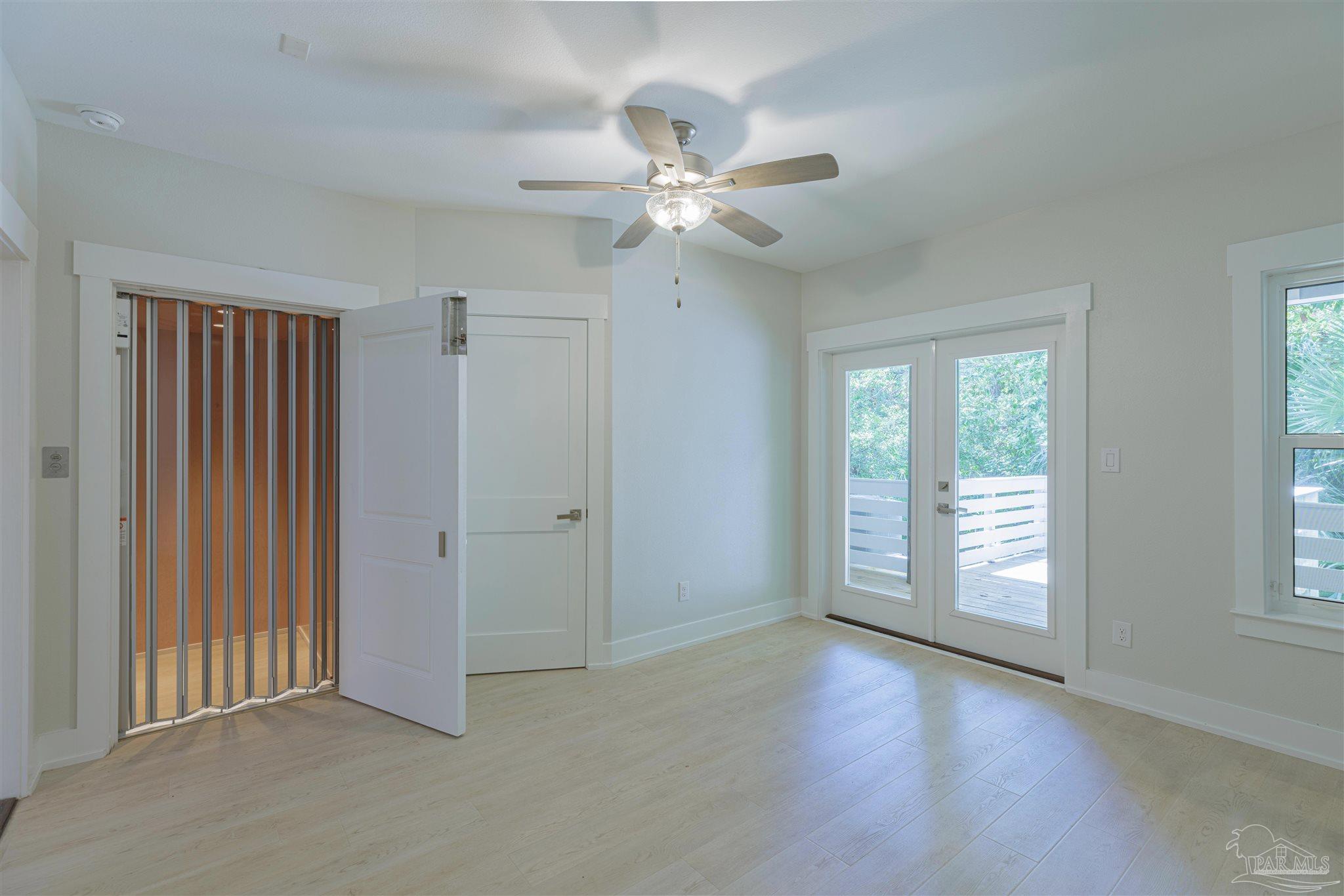 223 English Cove Ct