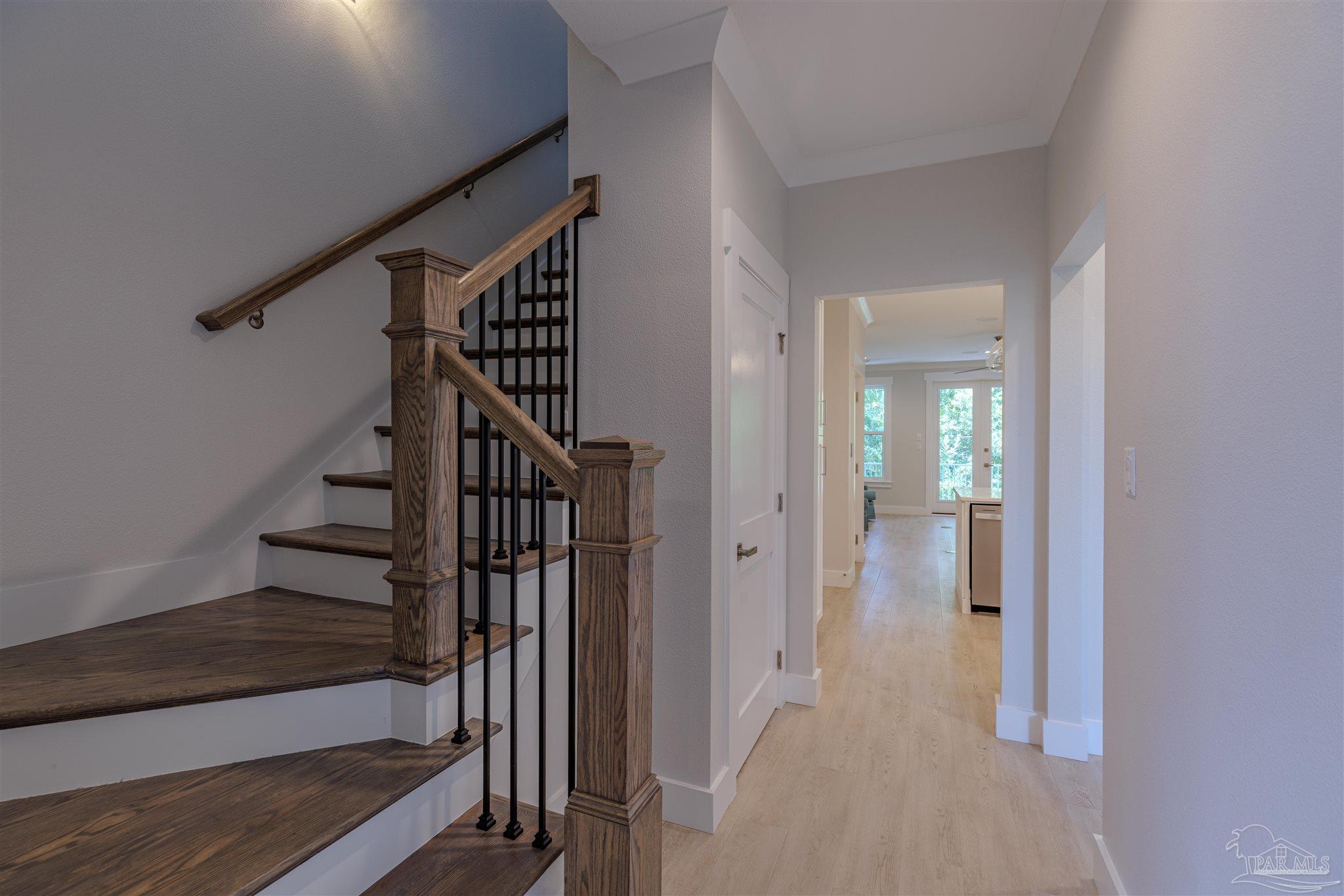 223 English Cove Ct