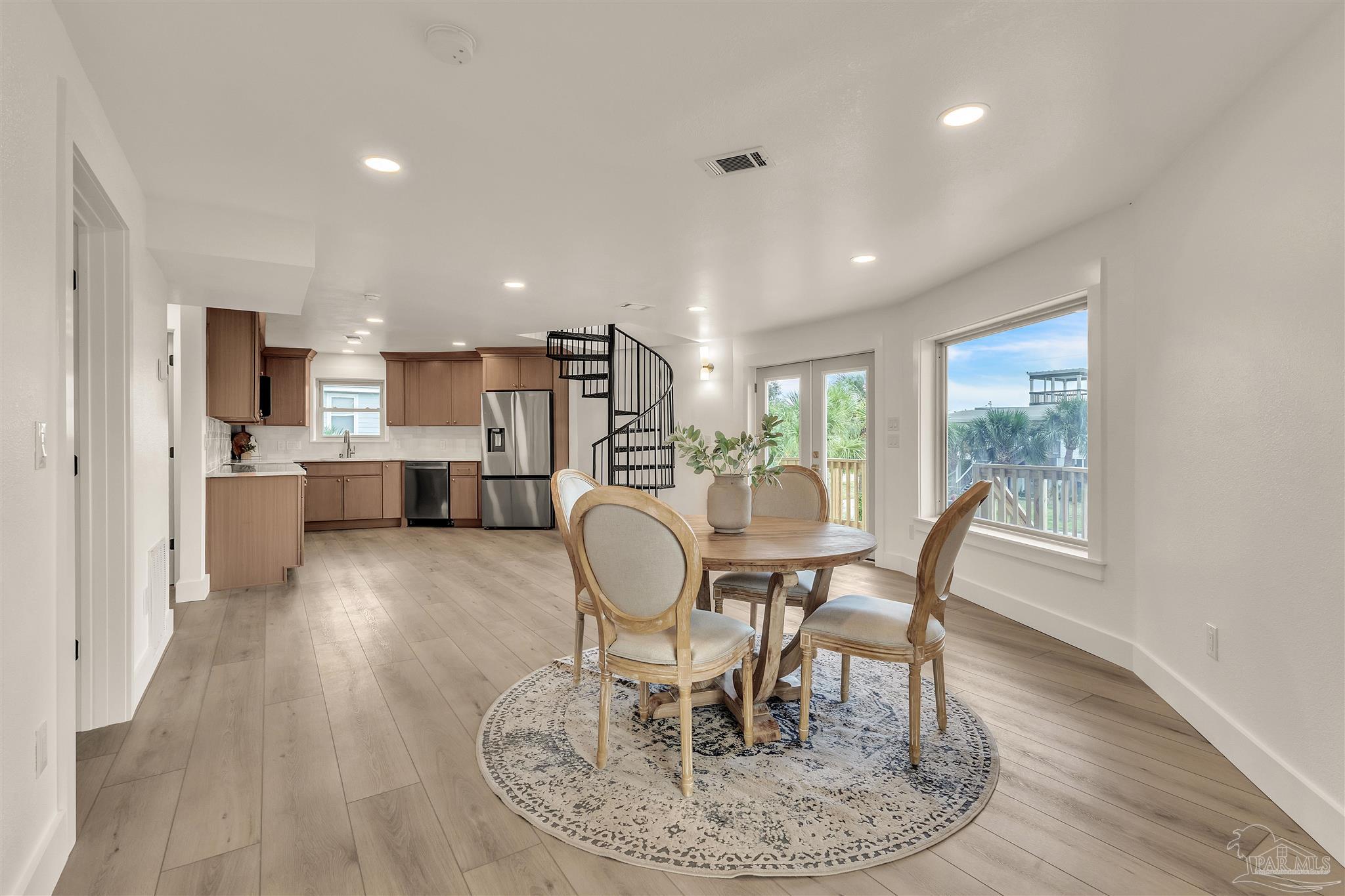 807 Largo Dr
