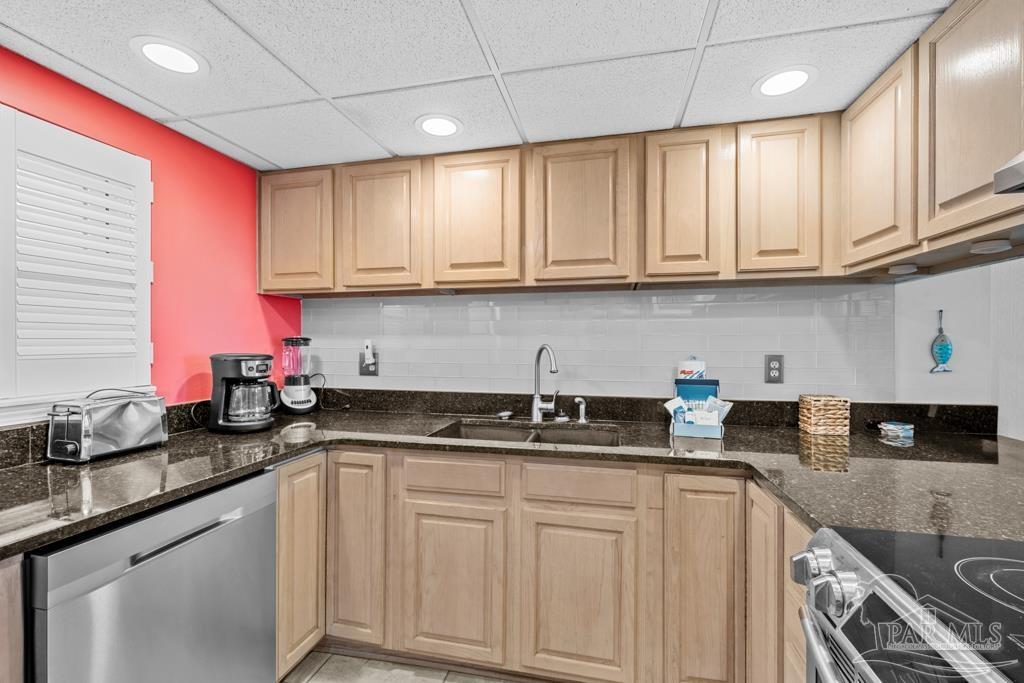 770 Sundial Ct # 412