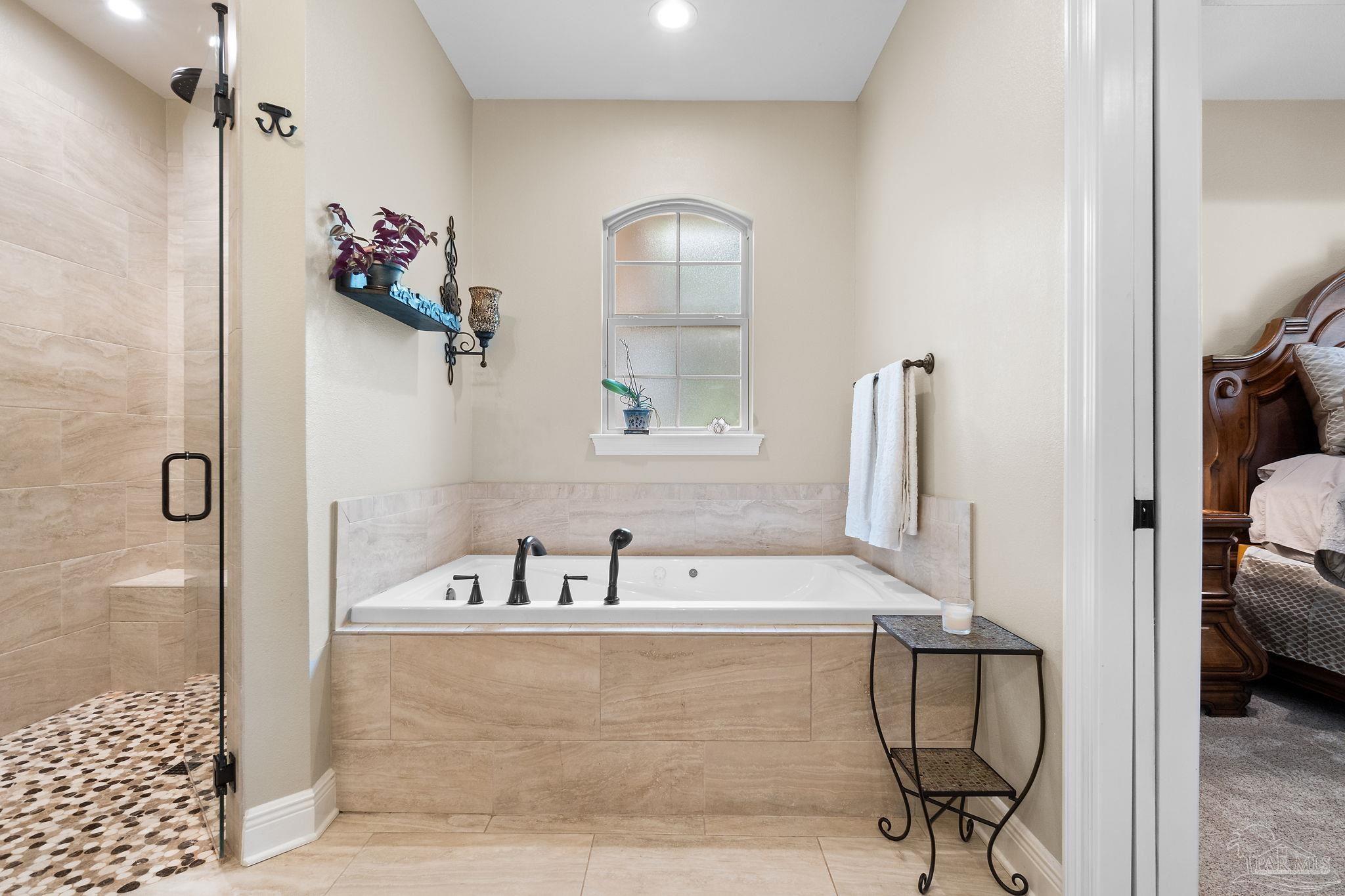 8587 Foxtail Loop