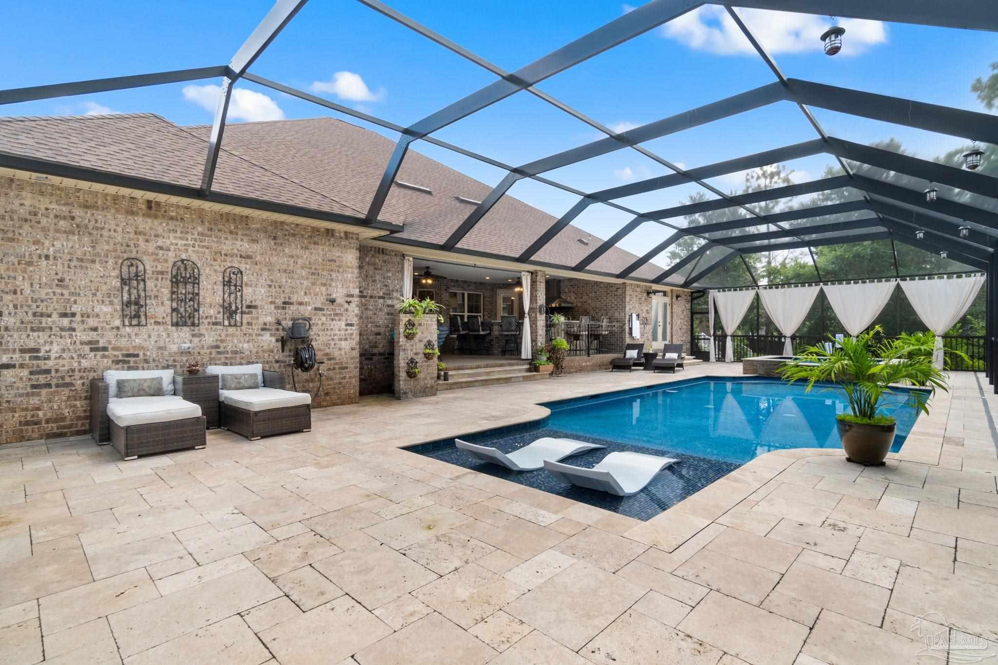 8587 Foxtail Loop