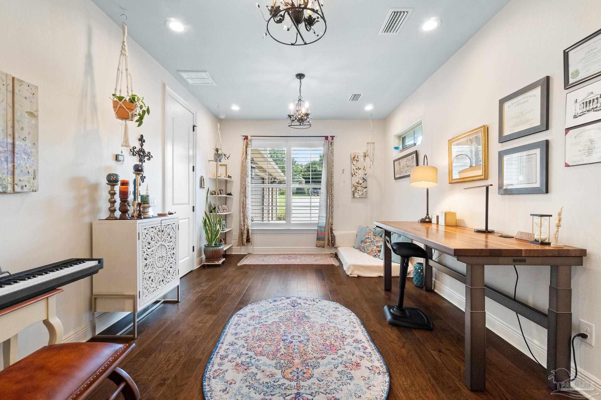 8587 Foxtail Loop