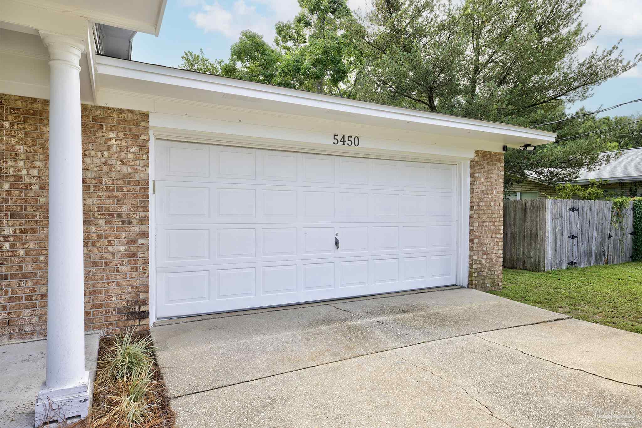 5450 Flax Rd