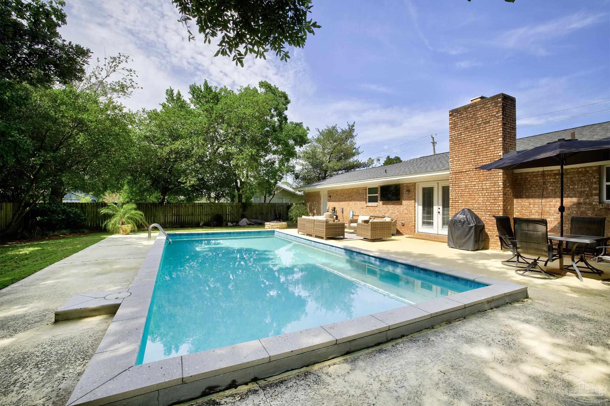 5450 Flax Rd