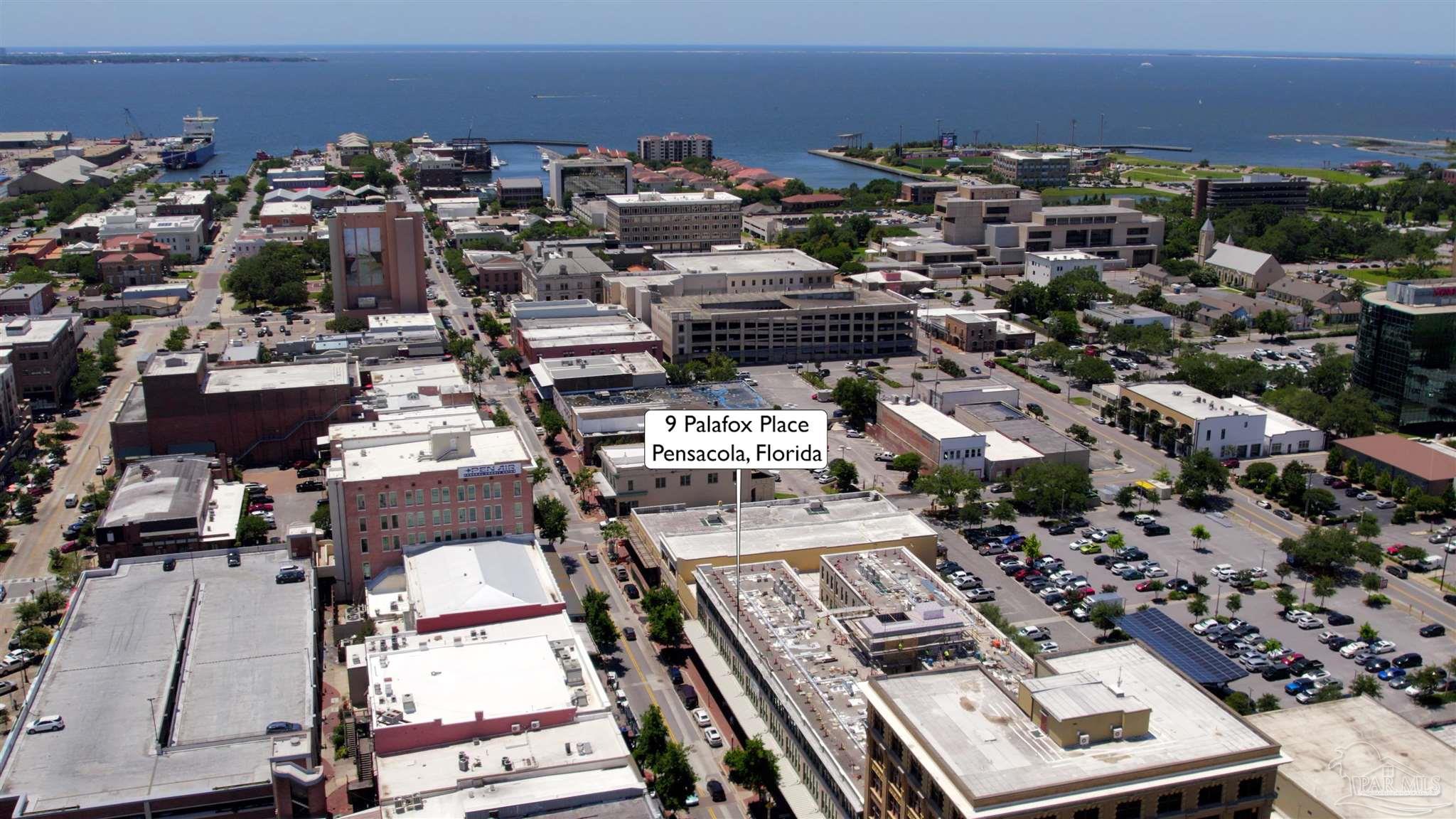 17 S Palafox Pl # 307