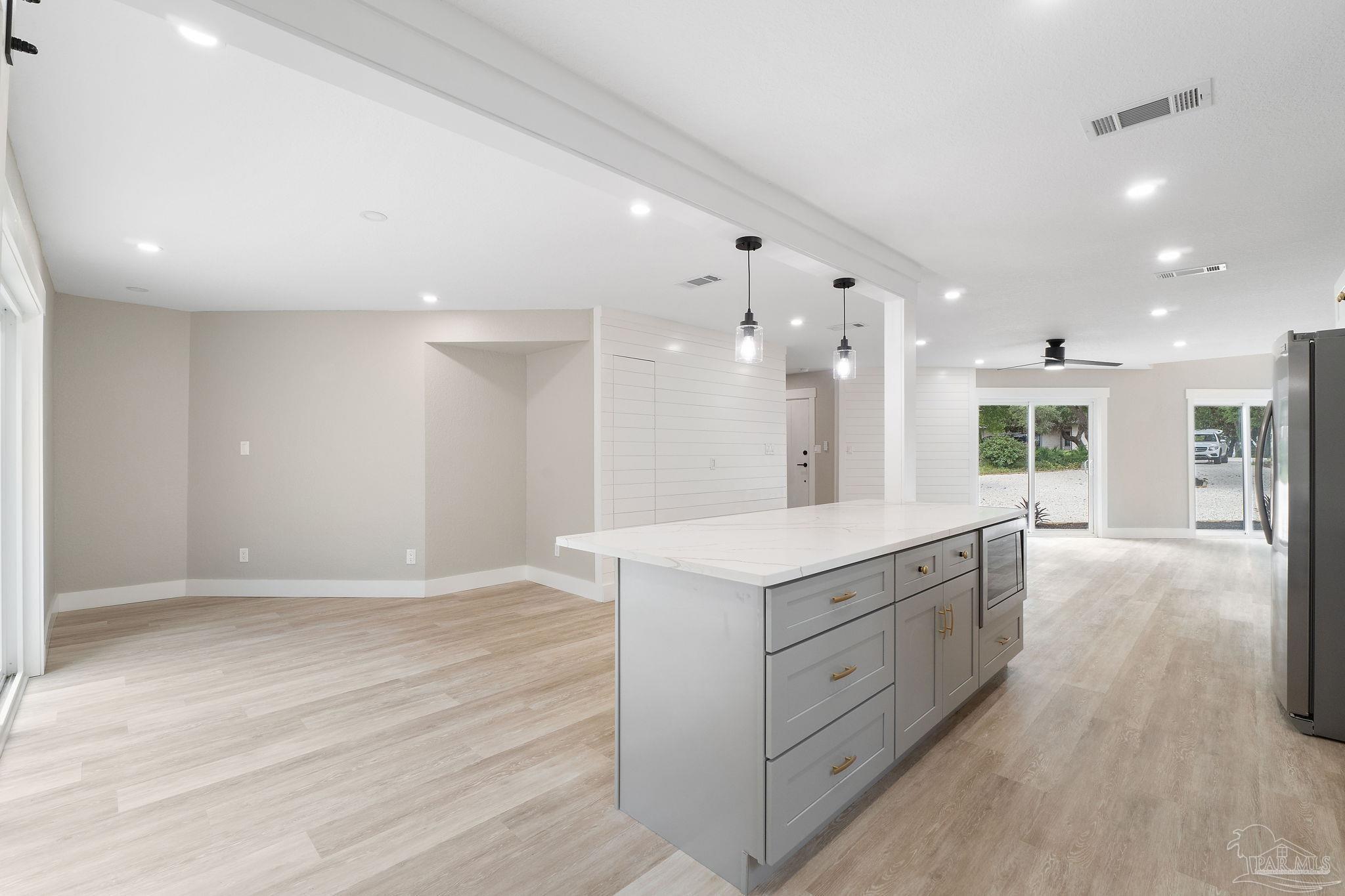 4023 Sandy Bluff Dr